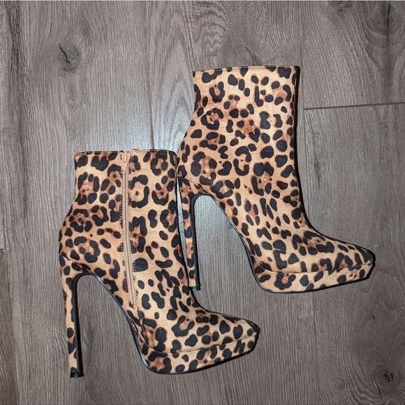 Heeled Printed Booties - Picture 2 of 9